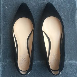 🔴SOLD🔴 Vince Camuto Suade Flats
